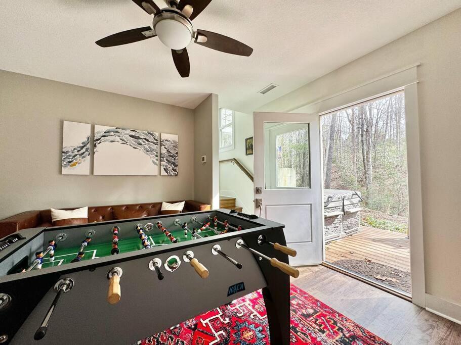 The Cove Retreat- Hot Tub/Screened Porch/Game Room レイク・ルーア エクステリア 写真