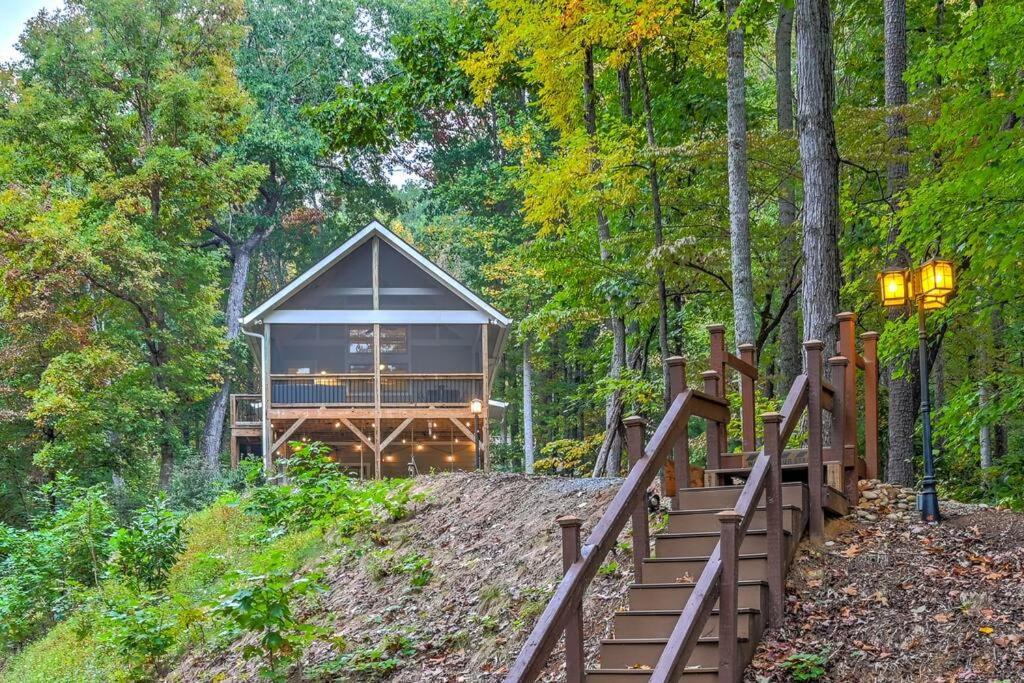 The Cove Retreat- Hot Tub/Screened Porch/Game Room レイク・ルーア エクステリア 写真